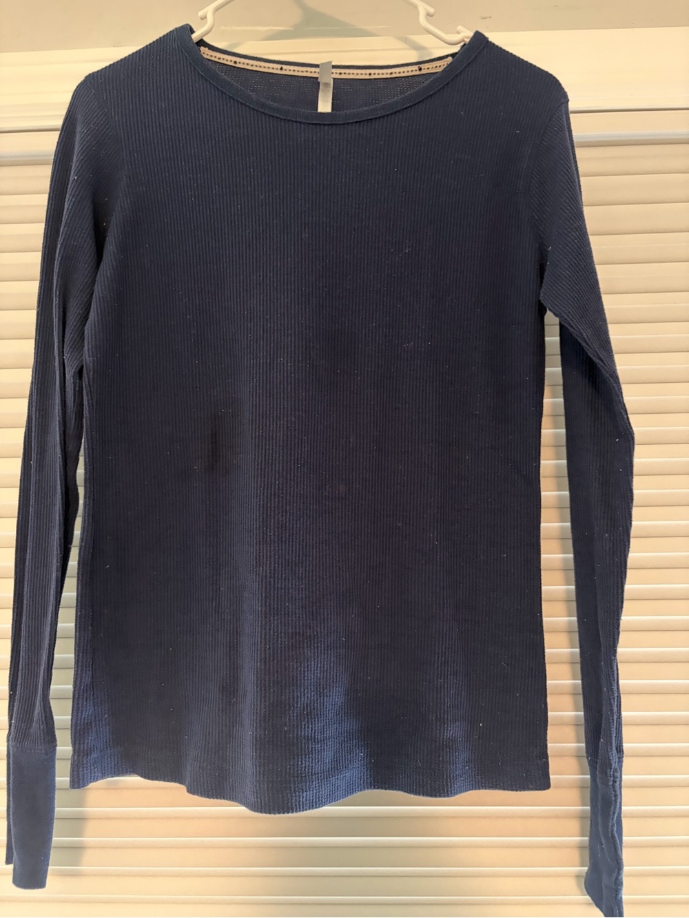Women's Ribbed Long-Sleeve Scoop Neck Sweater - Navy